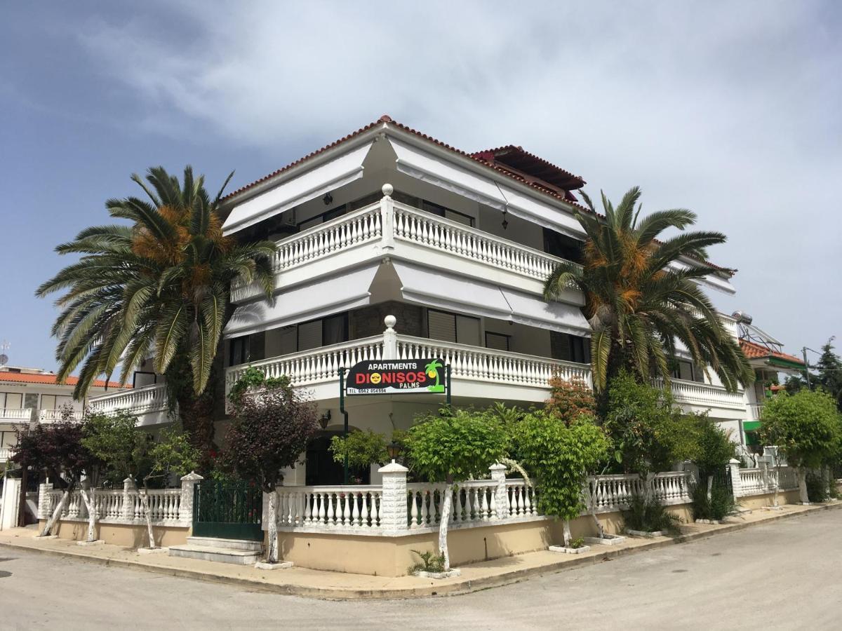 פראליה דיוניסיו Dionisos Palms Apartments מראה חיצוני תמונה