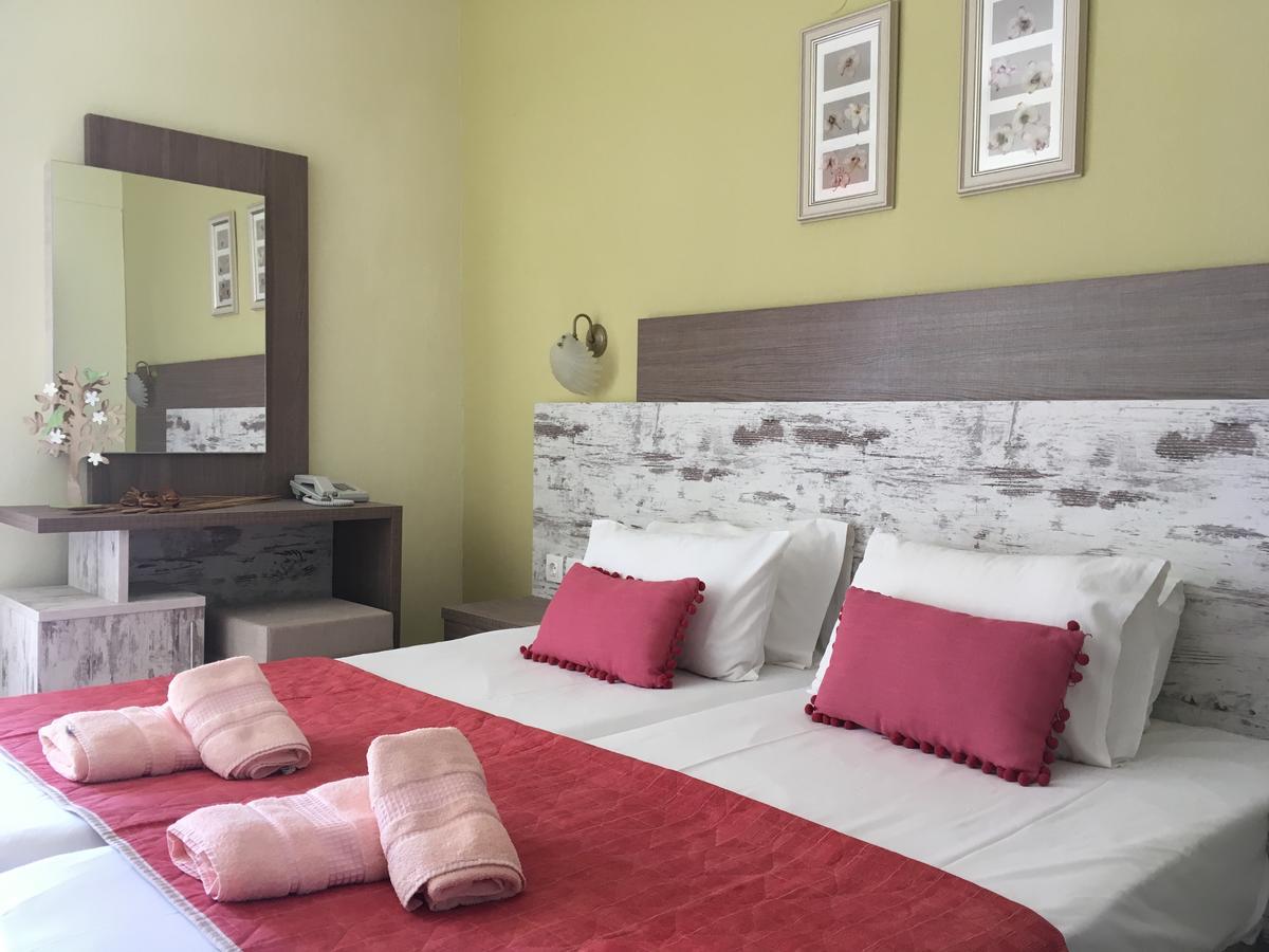 פראליה דיוניסיו Dionisos Palms Apartments מראה חיצוני תמונה
