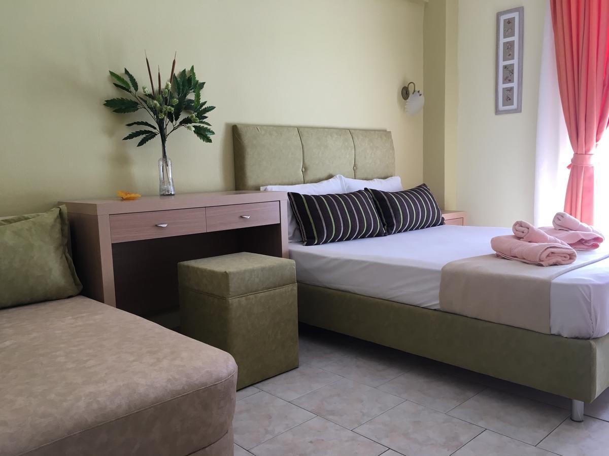 פראליה דיוניסיו Dionisos Palms Apartments מראה חיצוני תמונה