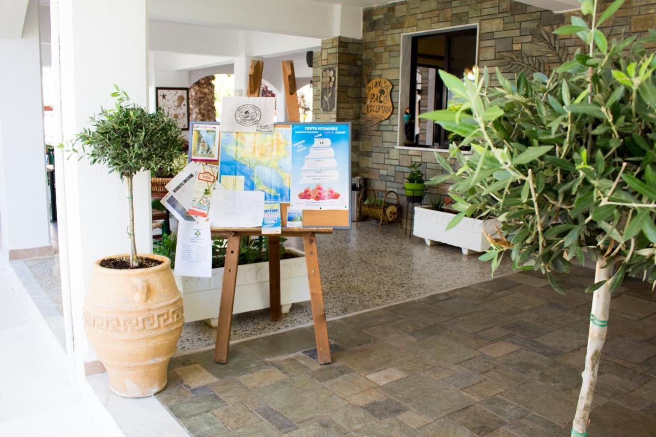 פראליה דיוניסיו Dionisos Palms Apartments מראה חיצוני תמונה